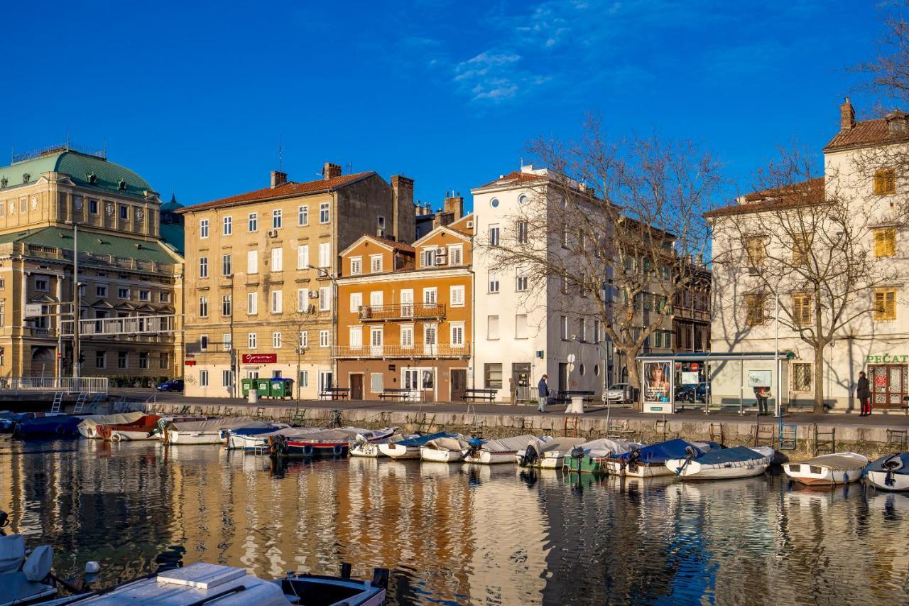 Luxury Number 1 Apartments Rijeka Exterior photo
